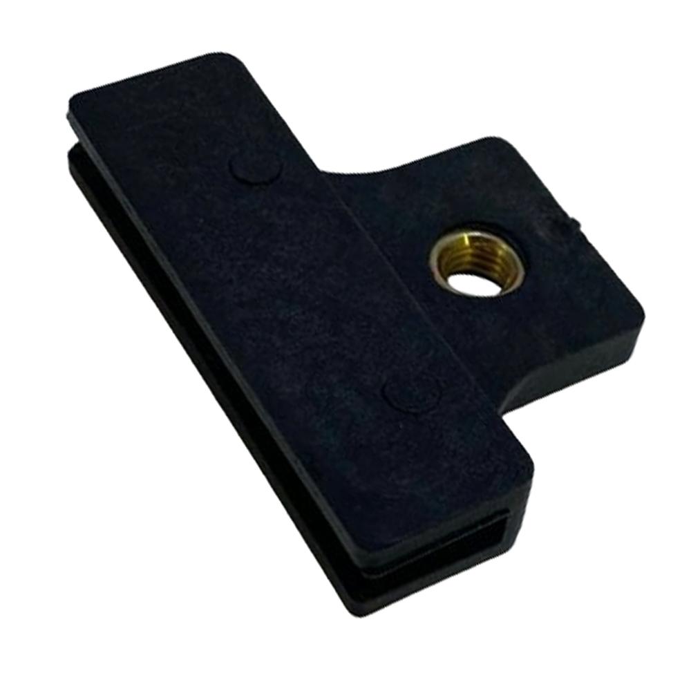 Держатель стекла LH/RH двери Isuzu FVR34 / FSR90 / NQR90 / NLR/NMR85 / NPR75 Е-4/5 | JMC